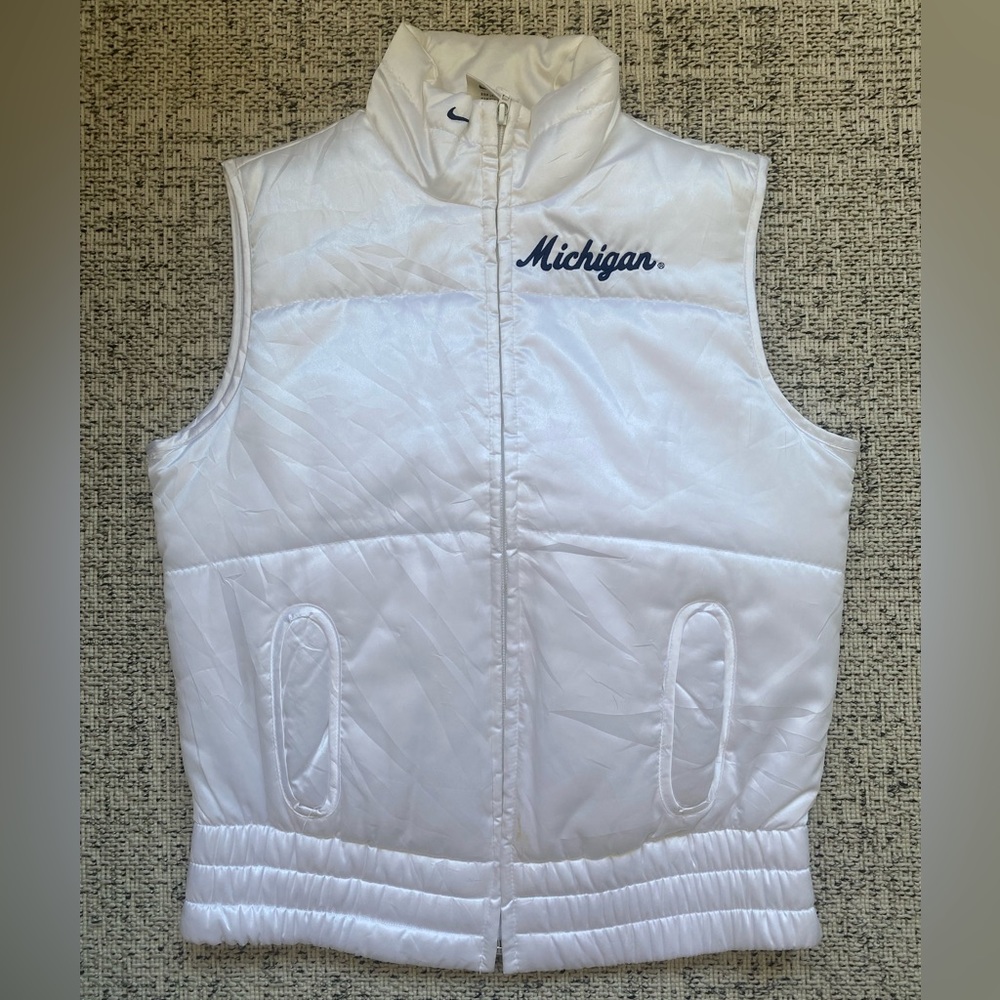 Vintage Nike Sleeveless Jacket